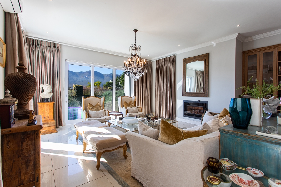 5 Bedroom Property for Sale in Val De Vie Estate Western Cape